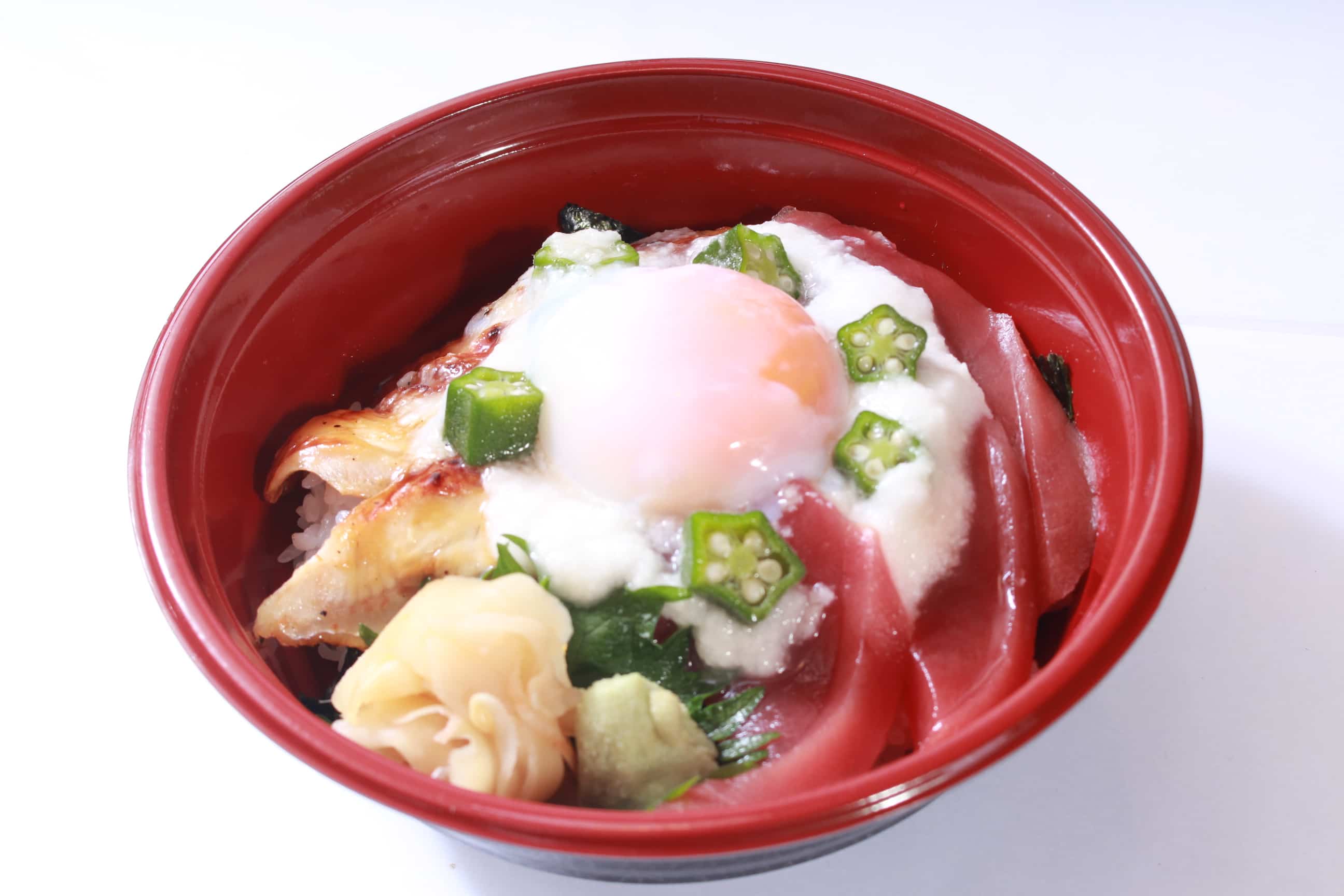 出前館、愛知県で学生プロデュースの海鮮丼を限定発売 | ニュース